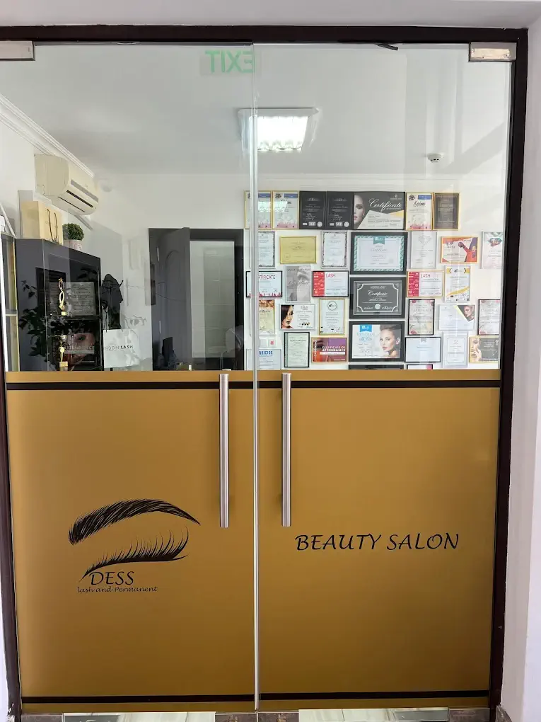 Dess Lash And Permanent