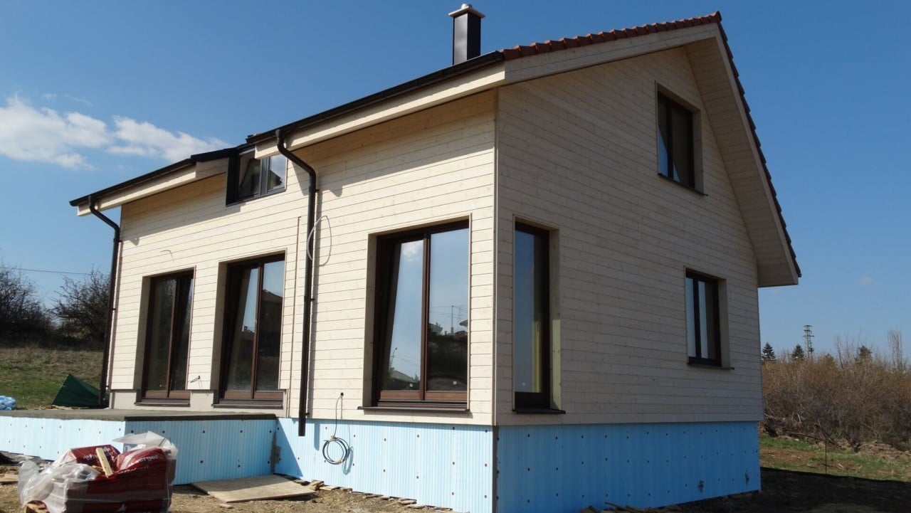 Durvena Kushta Bulgaria