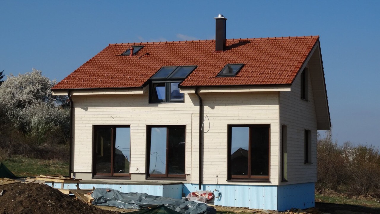 Durvena Kushta Ivanyane Bulgaria